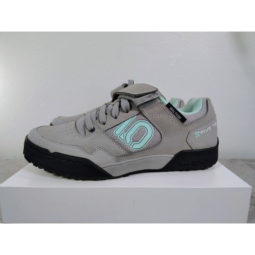 Five Ten Cycling Shoes Women's 10.5 Gray Stealth Maltese Falcon Mountain Biking